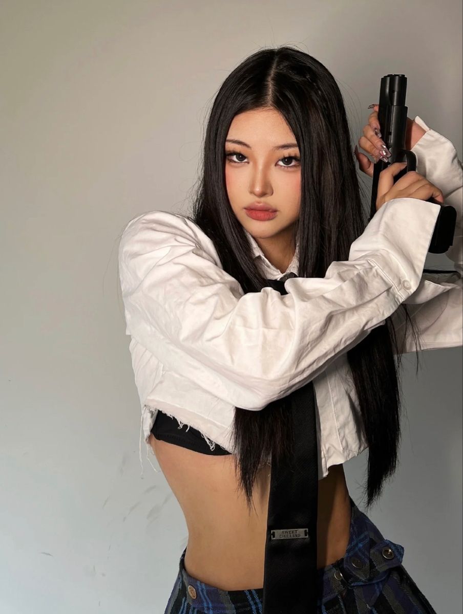 A cozy shot with Sassy girls — straight from Bogota