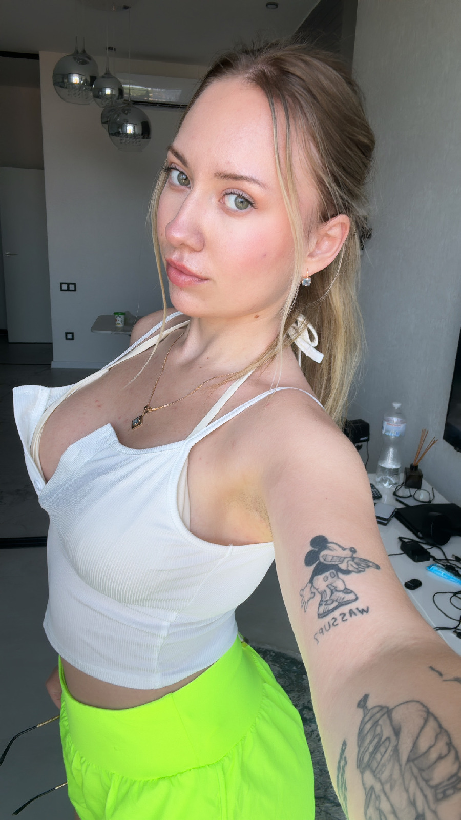 KateV in her underwear in Bogota