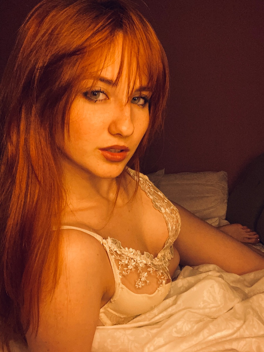 A playful frame from Nata — online in Bogota